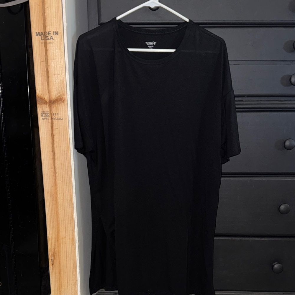 Old Navy Men's Black Short Sleeve Tee